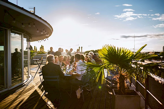 Geburtstagslocation München: OutOfOffice Eisbach