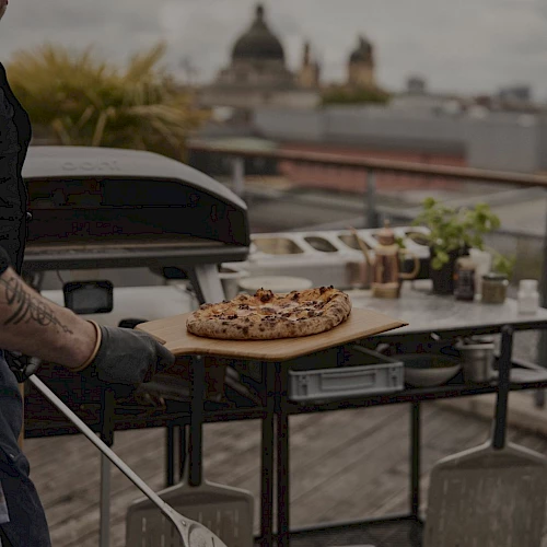 Create your own Pinsa in unserem Pizzaofen