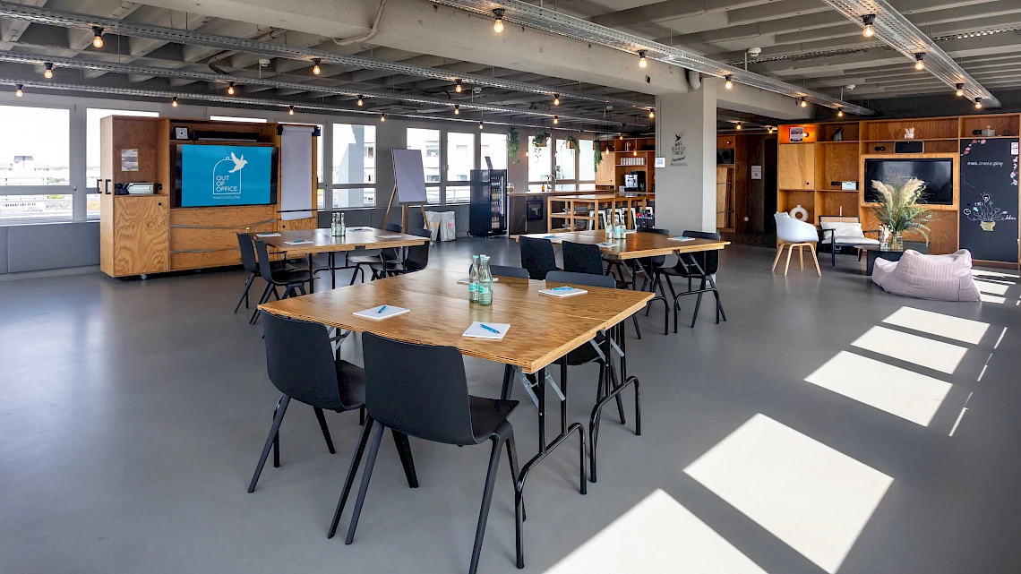 Lichtdurchfluteter Eventlocation OutOfOffice Frankfurt Sachsenhausen